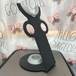 Blow dryer stand holder